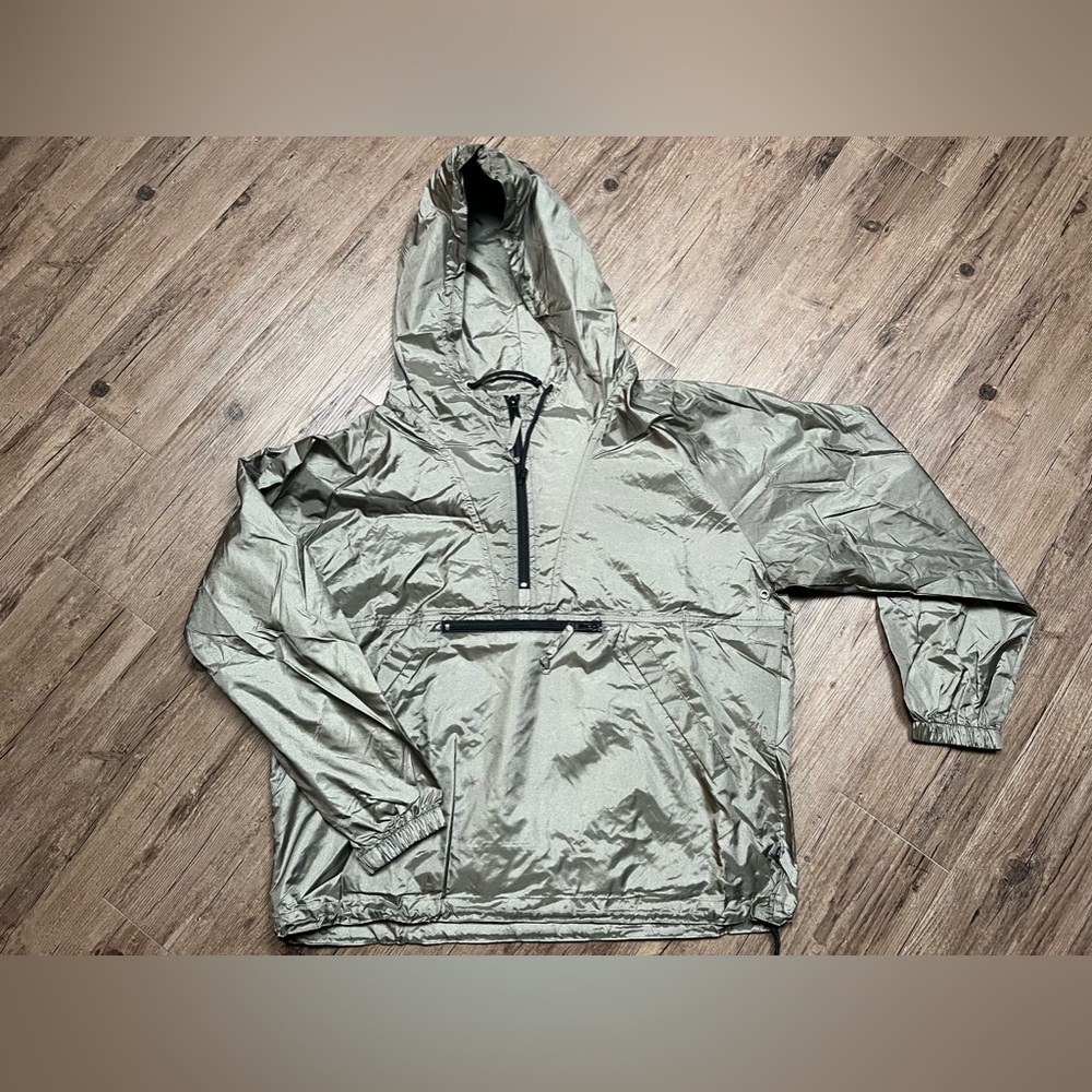 Olive Gap Windbreaker